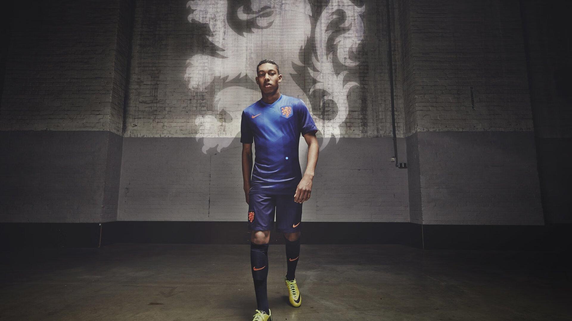 拜合拉木绿茵场绽放光芒,国产马莱莱之名实至名归